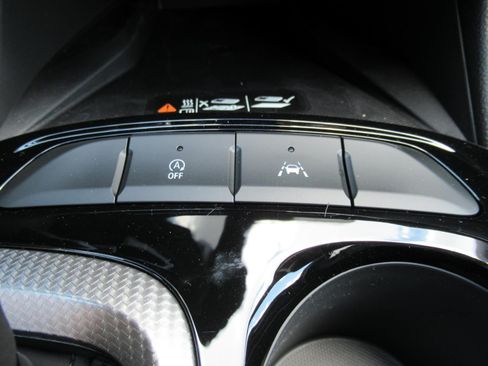 Used 2026 Buick Envista Avenir FWD image 26