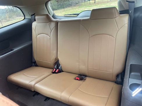 Used 2015 Buick Enclave Leather image 20