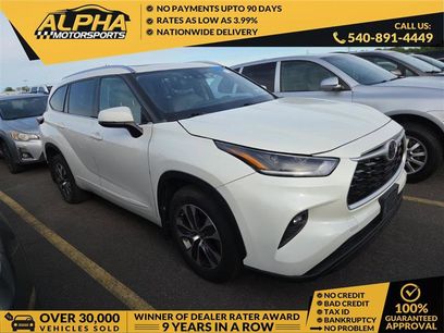 Used 2021 Toyota Highlander XLE