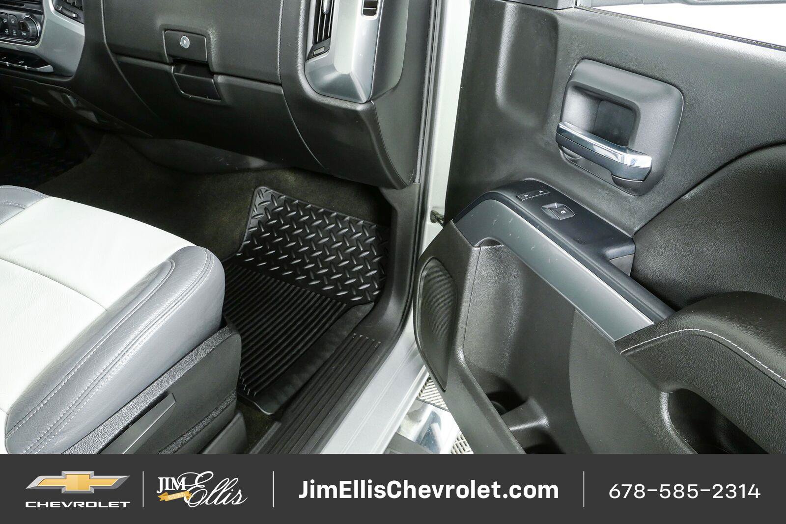 Used 2017 Chevrolet Silverado 1500 LT w/ All Star Edition AWD/4WD image 20