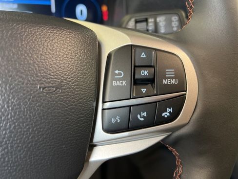 New 2025 Ford Explorer Active image 17