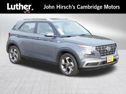 Used 2025 Hyundai Venue SEL