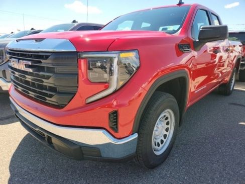 New 2025 GMC Sierra 1500 Pro image 3
