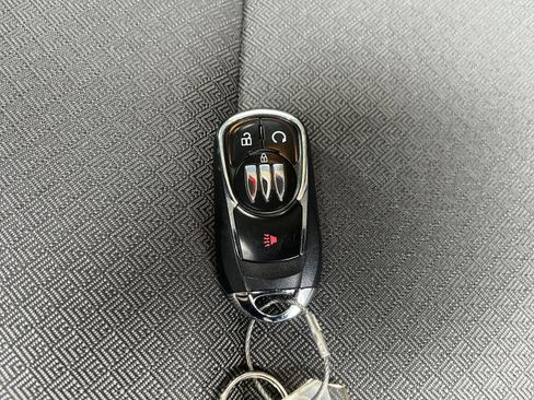 Used 2025 Buick Encore GX Preferred image 22