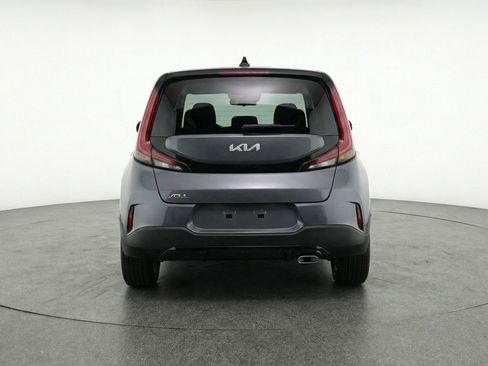 Used 2025 Kia Soul LX w/ LX Technology Package image 7
