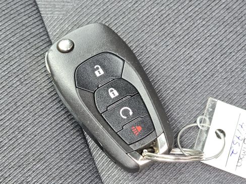 Used 2024 Chevrolet Trax RS FWD image 32