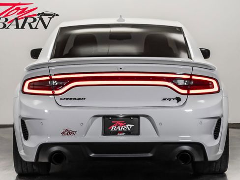 Used 2022 Dodge Charger SRT Hellcat w/ Harman/Kardon Audio Group image 4