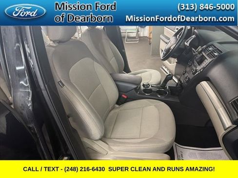 Used 2019 Ford Explorer XLT AWD/4WD image 12