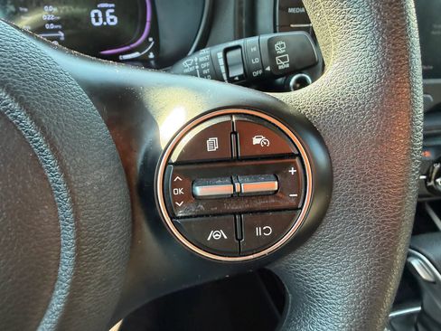 Used 2024 Kia Soul LX w/ Option Group 015 FWD image 14