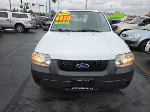 Used 2006 Ford Escape XLS AWD/4WD image 16