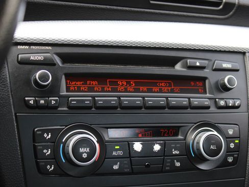 Used 2011 BMW 128i 128i Coupe 2D image 27