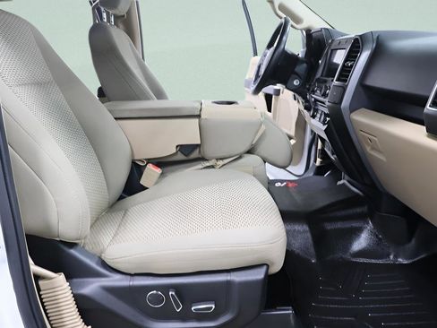 Used 2018 Ford F150 XLT w/ Equipment Group 302A Luxury image 29