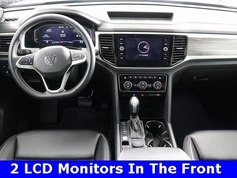 Used 2022 Volkswagen Atlas Cross Sport SE image 2