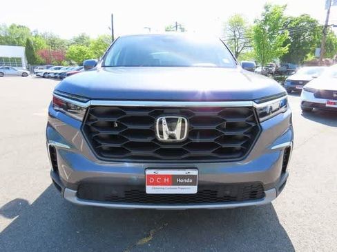 New 2025 Honda Pilot EX-L image 6