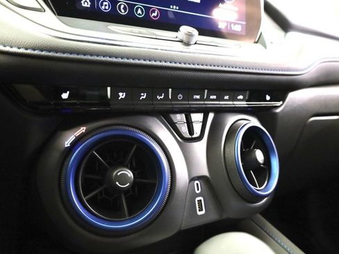 Used 2025 Chevrolet Blazer RS w/ Driver Confidence II Package image 19