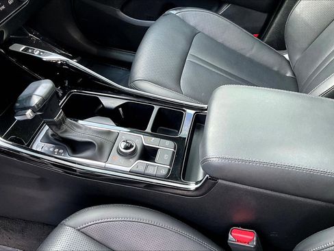 Certified 2024 Kia Sorento SX AWD/4WD image 18