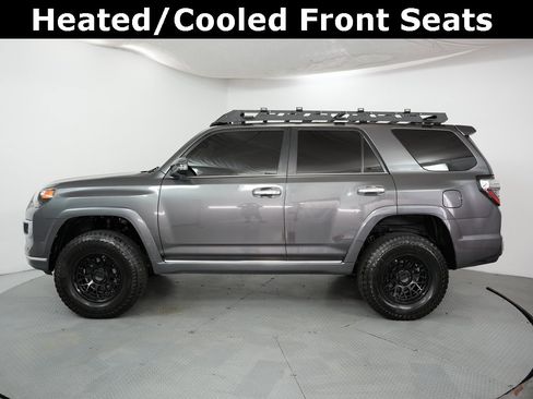 Used 2019 Toyota 4Runner Limited image 4