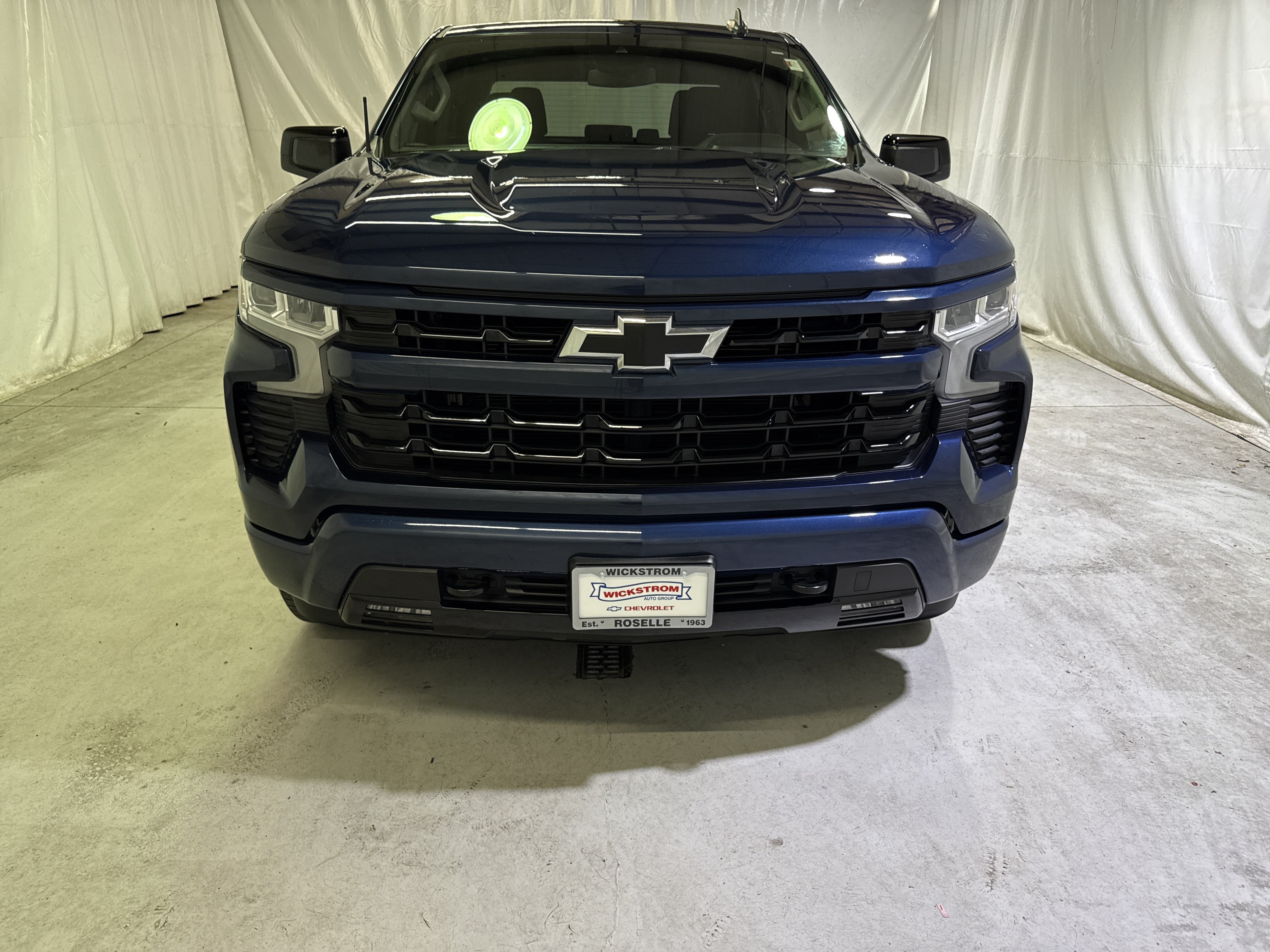 Certified 2022 Chevrolet Silverado 1500 RST w/ Protection Package AWD/4WD image 3