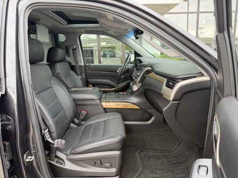 Used 2016 GMC Yukon Denali w/ Open Road Package AWD/4WD image 23