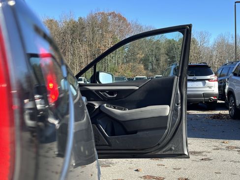 Used 2021 Subaru Outback Premium image 37