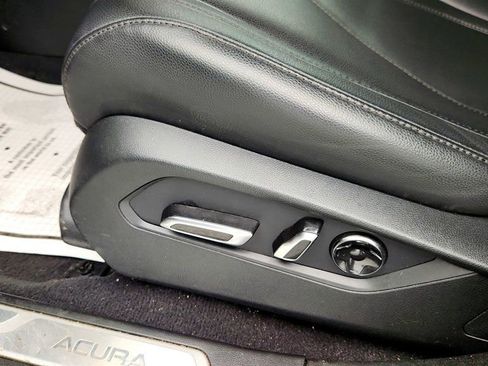 Used 2024 Acura RDX SH-AWD image 12