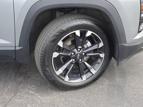 Used 2025 Chevrolet Equinox RS w/ Safety and Technology Package FWD image 27