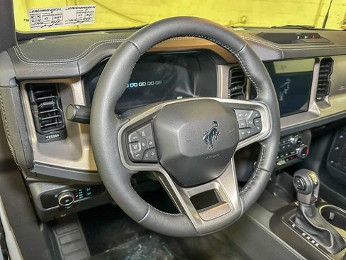 New 2026 Ford Bronco Outer Banks AWD/4WD image 20