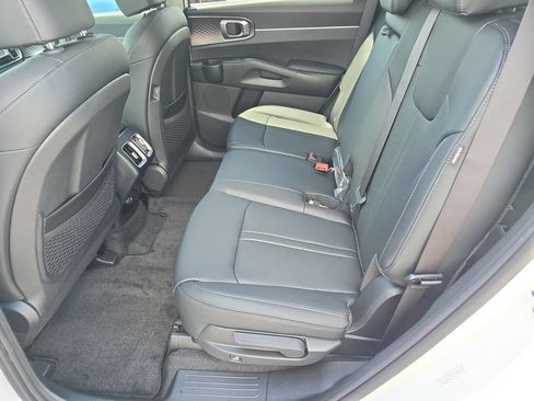 New 2026 Kia Sorento EX FWD image 17