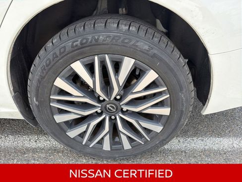Certified 2025 Nissan Altima 2.5 SV AWD/4WD image 9