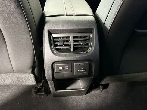 Used 2019 Chevrolet Blazer RS AWD/4WD image 25