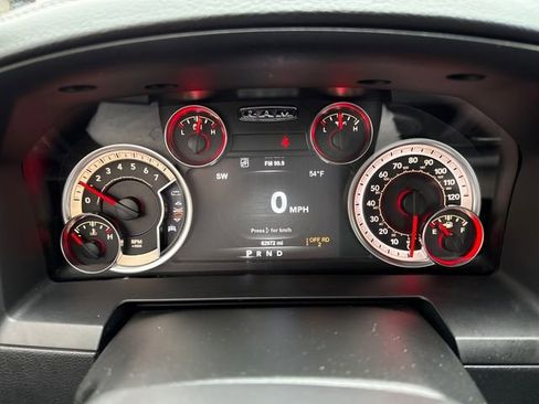 Used 2017 RAM 1500 Sport image 12