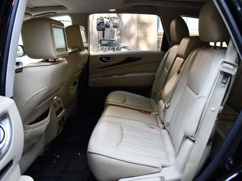 Used 2017 INFINITI QX60 Luxe w/ Deluxe Technology Package image 30