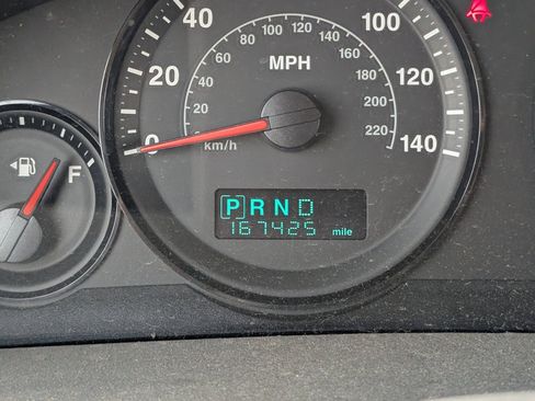 Used 2006 Jeep Grand Cherokee Laredo image 9