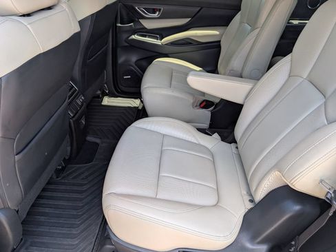 Used 2019 Subaru Ascent Limited w/ Popular Package #2 AWD/4WD image 9
