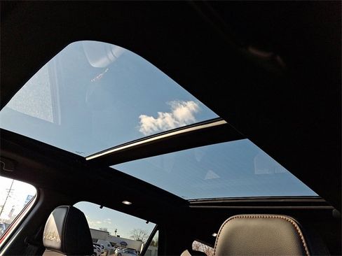 Certified 2025 Honda Pilot TrailSport image 14