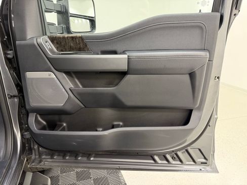 Used 2026 Ford F250 Lariat w/ Black Appearance Package AWD/4WD image 37