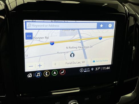 Certified 2023 Chevrolet Traverse LT w/ LT Premium Package image 5