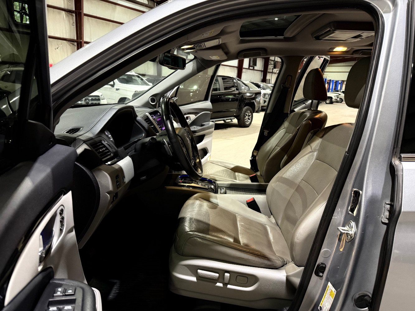 Used 2018 Honda Pilot Elite image 13
