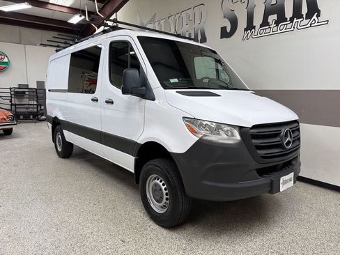Used 2020 Mercedes-Benz Sprinter 2500 image 27