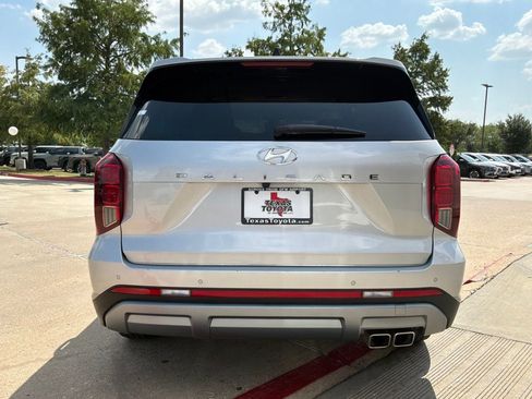Used 2025 Hyundai Palisade SEL FWD image 7