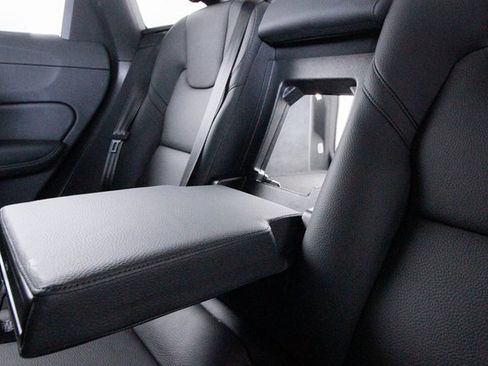 Certified 2025 Volvo XC60 B5 Plus image 35