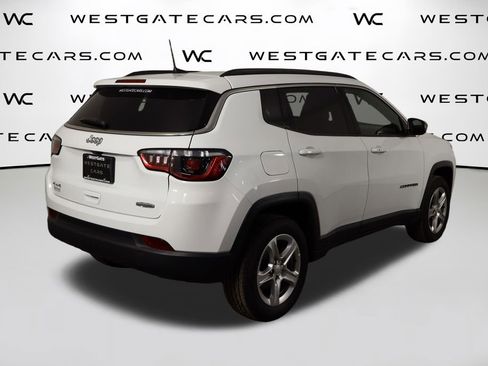 New 2024 Jeep Compass Latitude image 49