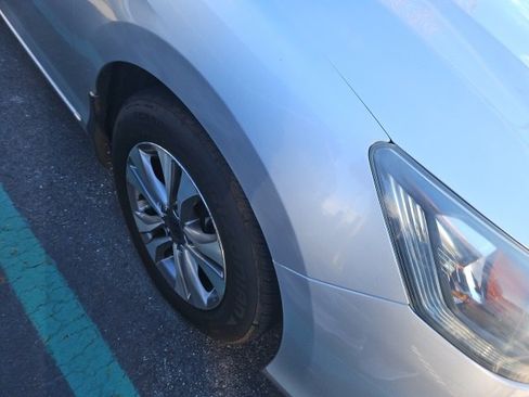 Used 2015 Honda Accord LX image 4