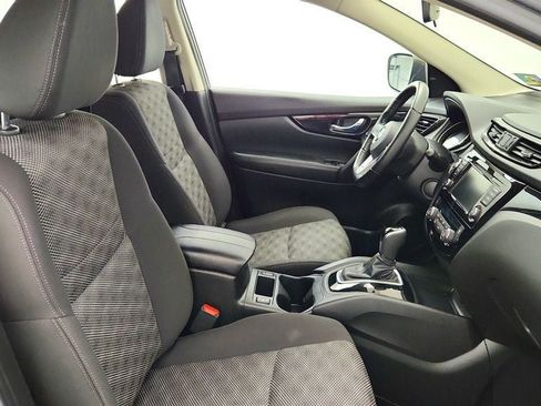 Used 2020 Nissan Rogue Sport SV w/ All-Weather Package AWD/4WD image 23