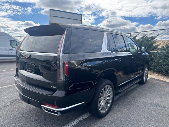 Used 2023 Cadillac Escalade Premium Luxury AWD/4WD image 6