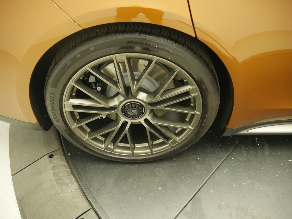 Certified 2025 Porsche Panamera Turbo AWD/4WD image 16