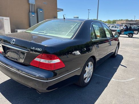 Used 2004 Lexus LS 430 RWD image 7