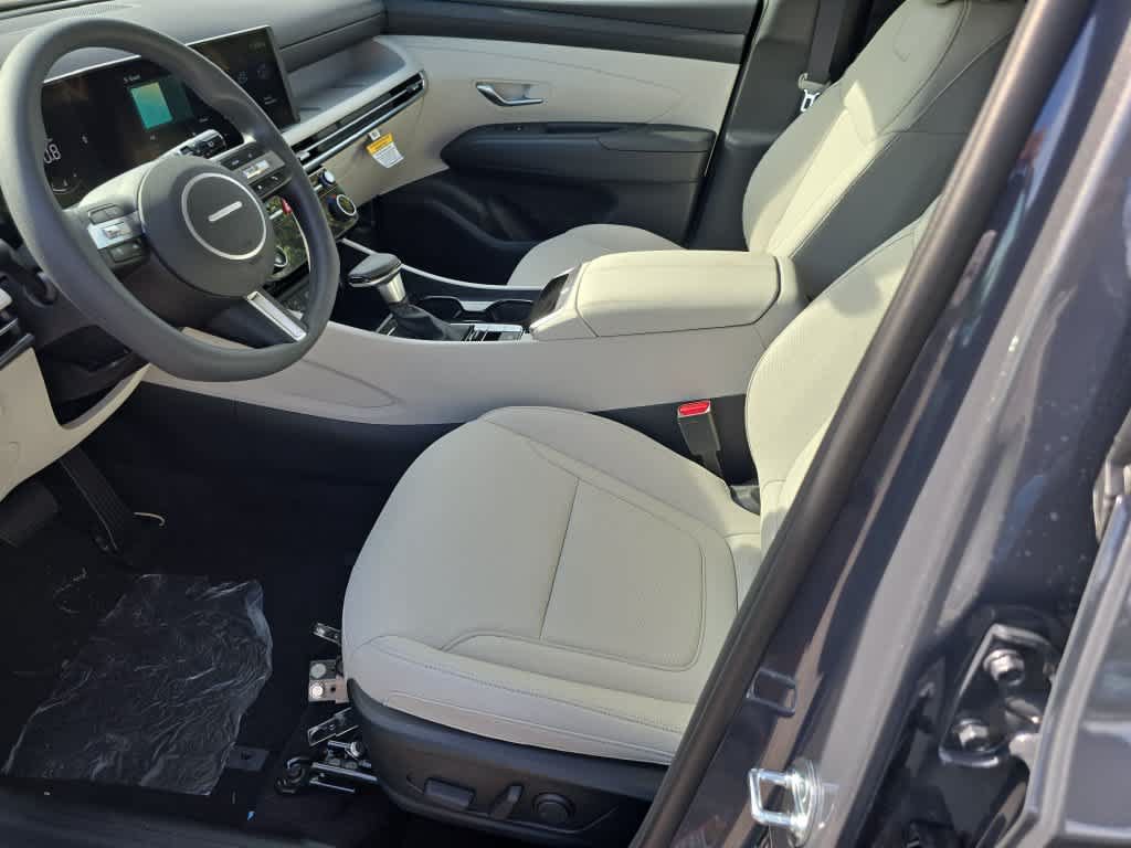 New 2026 Hyundai Tucson SEL Plus FWD image 16