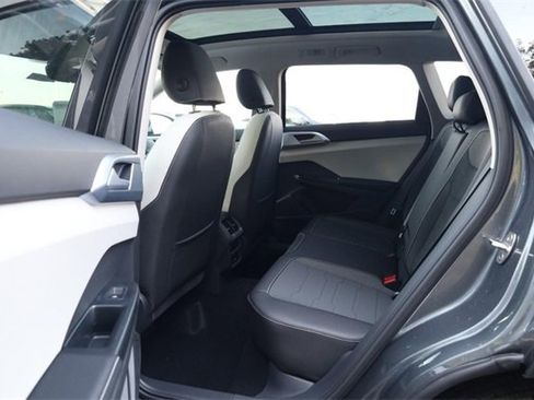 New 2025 Volkswagen Taos SE image 22