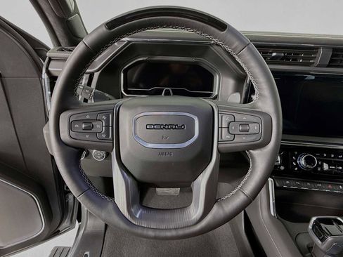 Used 2025 GMC Sierra 1500 Denali Ultimate AWD/4WD image 15